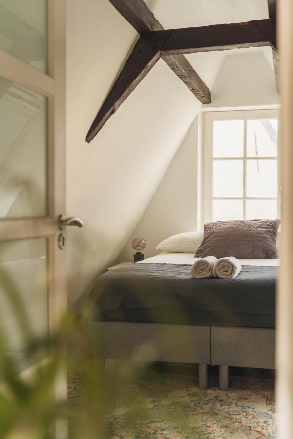 Tiny Attic On The Herengracht, Private Room Amsterdam Exterior foto